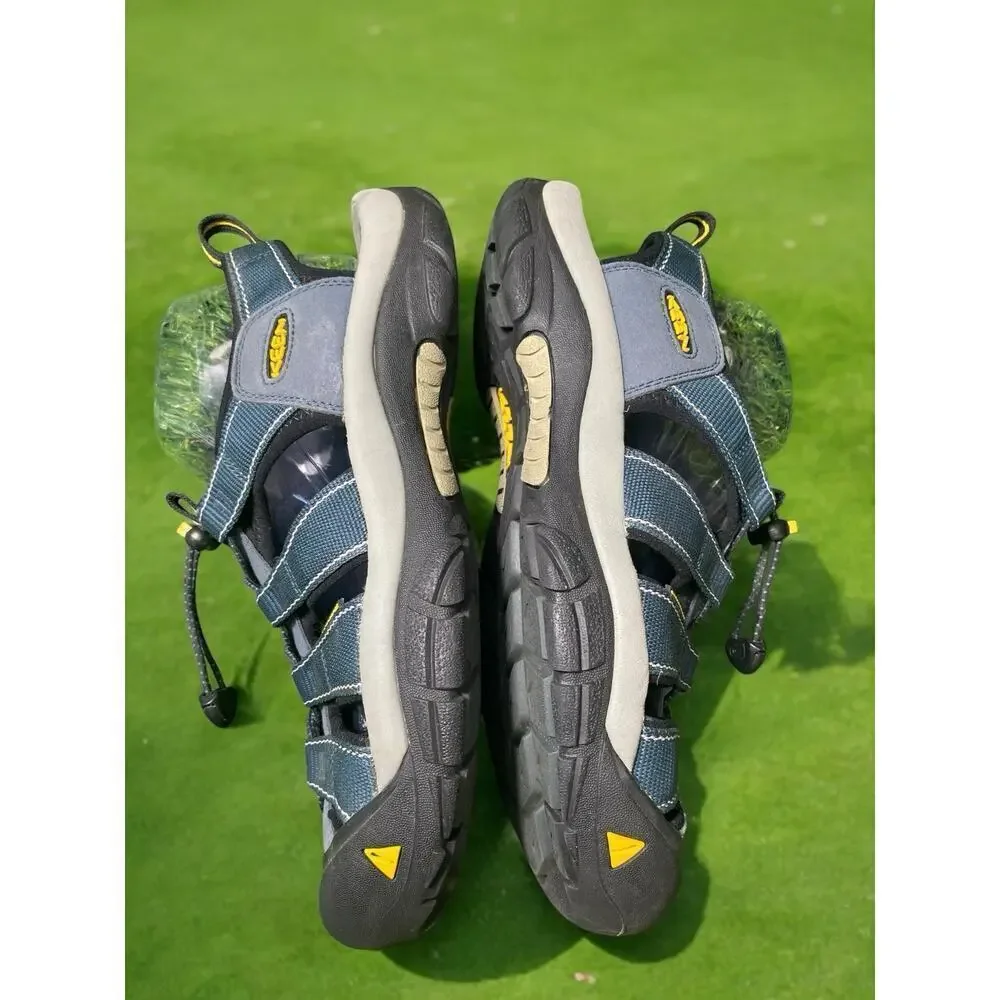Keen stay adventure